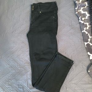 Black 1822 denim jeans - size 6